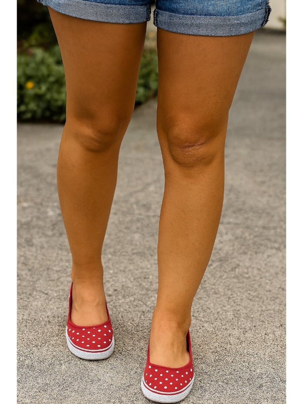 Ellemenno Size 8 Red & White Polka Dot Summer Canvas Slip-On Shoes Women